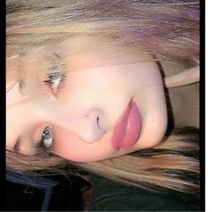 Meet your Posher, Anya